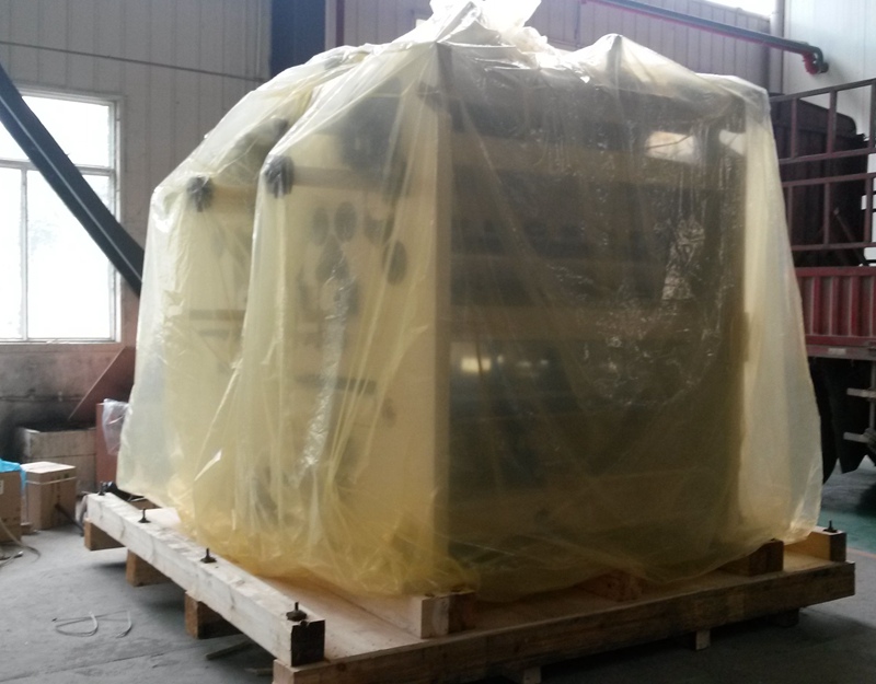 中型機(jī)械設(shè)備內(nèi)包裝